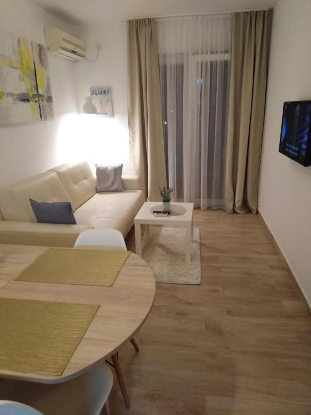 Sunny Day Apartments Tribalj Екстериор снимка